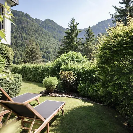 Chalet Hotel Hartmann - Adults Only Ortisei Exterior photo