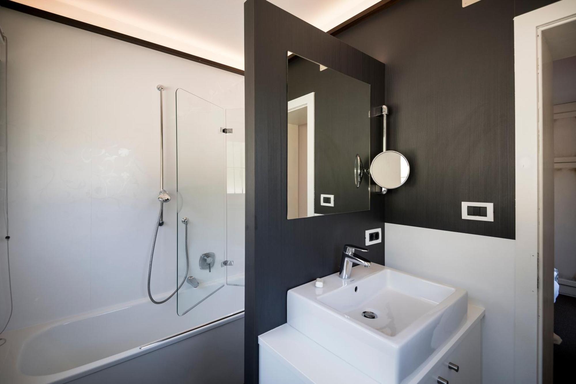 Hartmann - Adults Only 3* Ortisei
